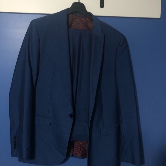 Dark blue full suit - Picture 1 of 2